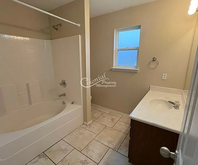 1307 Copper Creek Dr — Photo 6