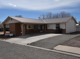 1107 River Cir, Bloomfield, NM 87413