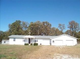 11895 E Highway Z, Stockton, MO 65785