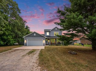 29171 62nd Ave, Lawton, MI 49065