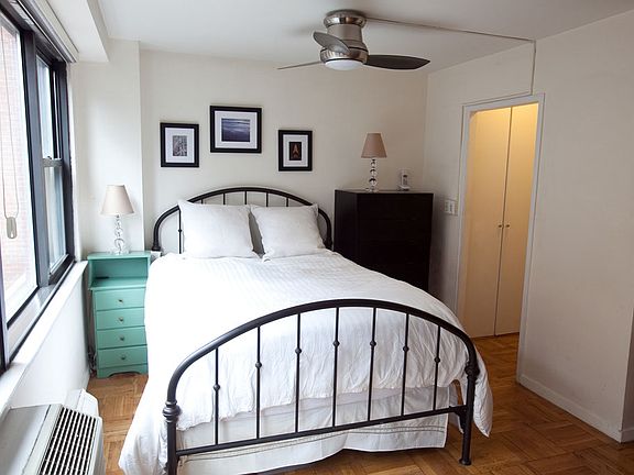 2nd image of 210 E 15th St APT 4L