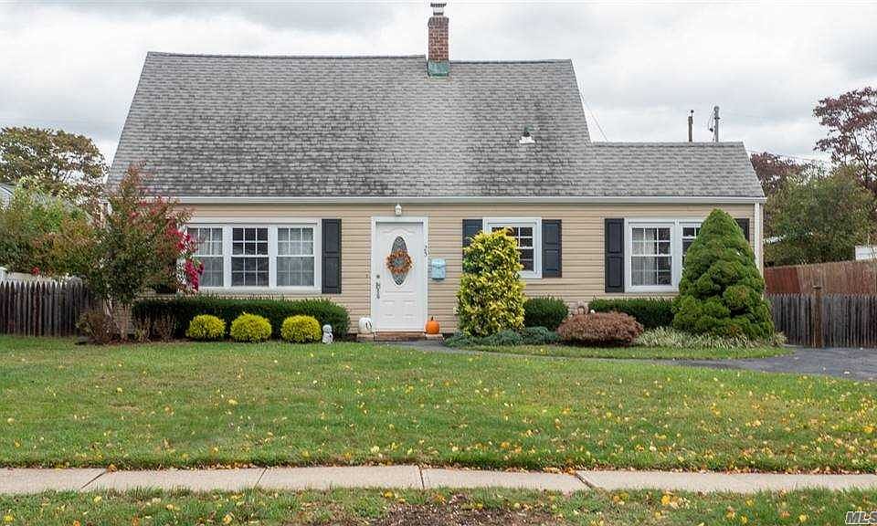 1st image of 25 Harness Ln