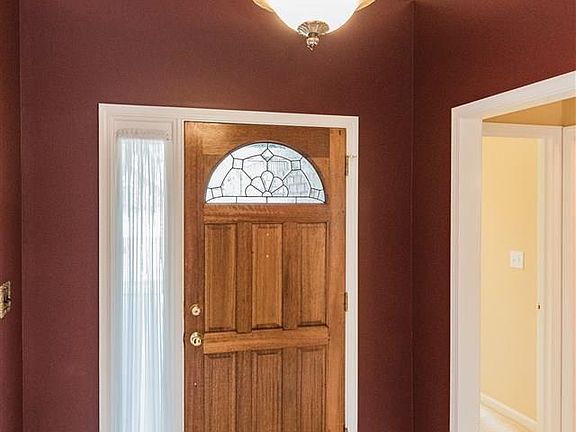 5th image of 4613 Fairfax Ct