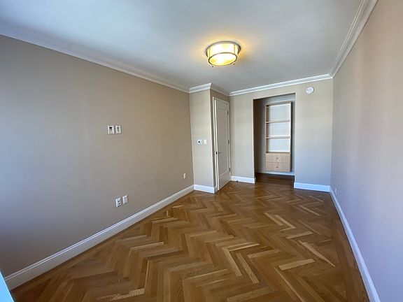 5th image of 305 E 86th St #20ME