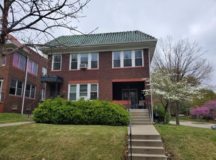 7701 Brookline Ter #1F, Saint Louis, MO 63117