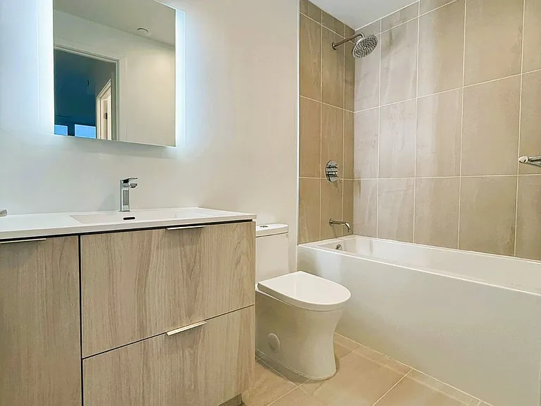 185 Alberta Ave #306 — Photo 10
