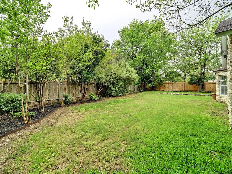 10509 Doering Ln — Photo 20
