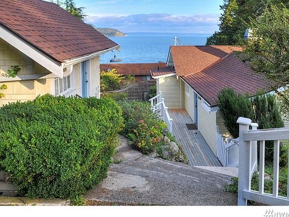 2nd image of 7282 NE Pebble Beach Dr