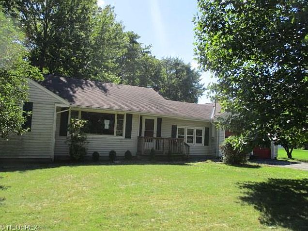 1st image of 619 W Main St
