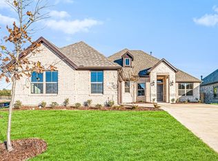 515 Cristo Range Dr, Greenville, TX 75402