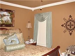 5th image of 7010 Burntwood Dr