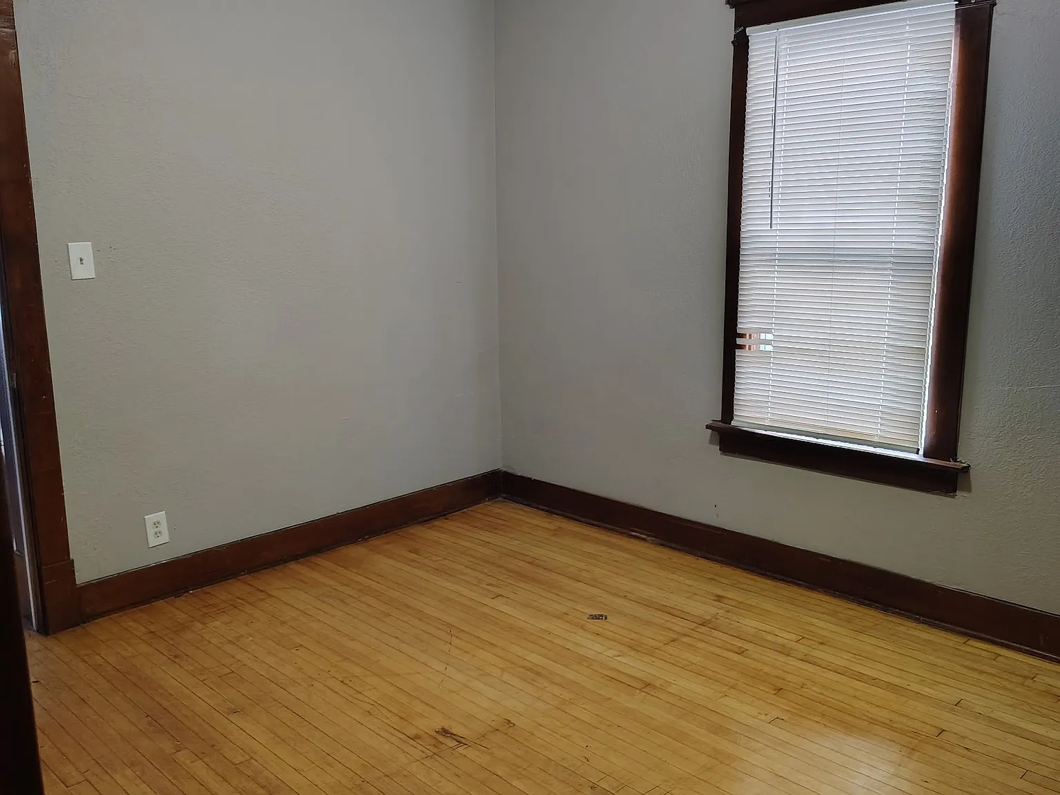 2 bed, 1095 sqft, $1,200 — Photo 4