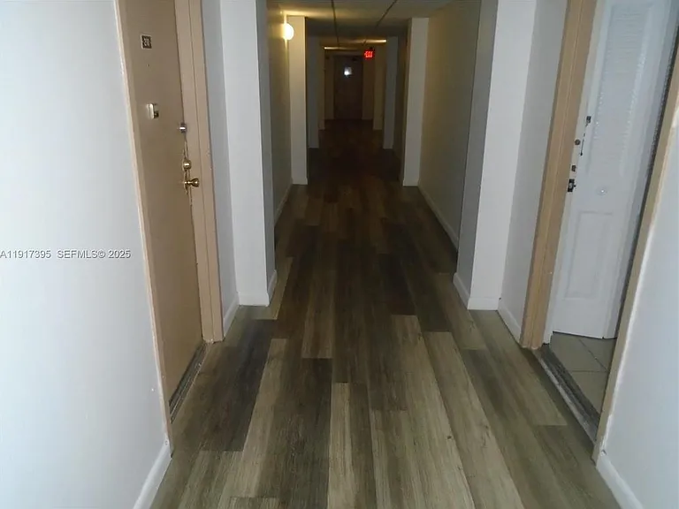 4176 Inverrary Dr #110 — Photo 2