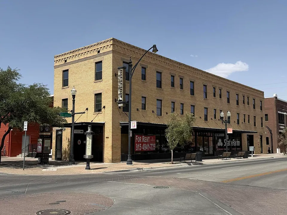 513 W San Antonio Ave #8