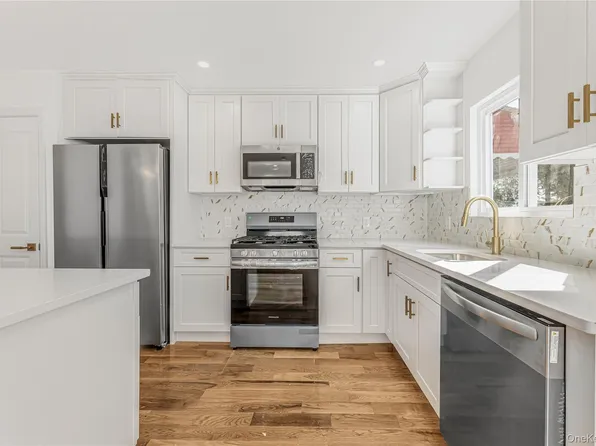 3045 Grace Avenue, Bronx, NY 10469