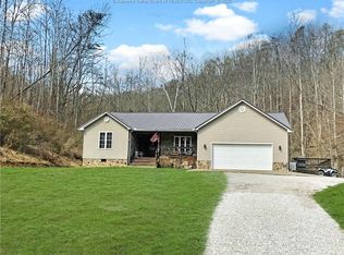 41 Hungry Crk, Culloden, WV 25510