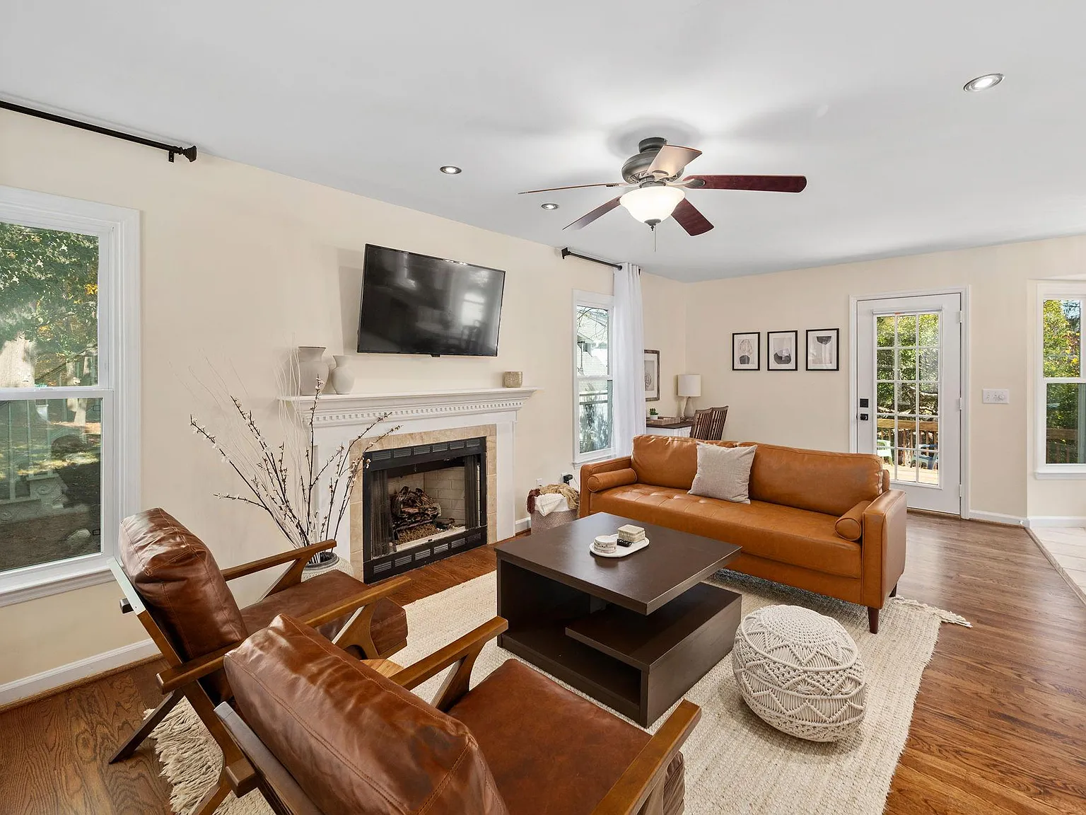 805 S White St — Photo 3