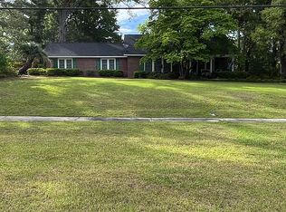 2526 Cleveland St, Elloree, SC 29047