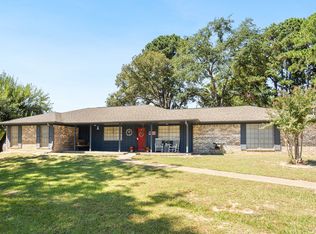 2293 An County Rd #359, Palestine, TX 75803