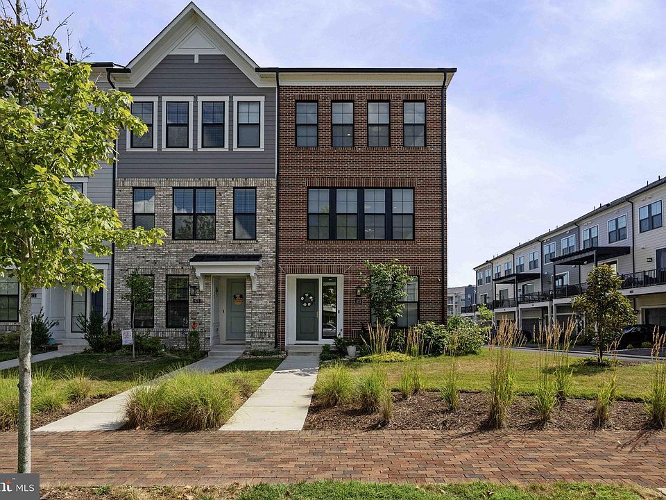 1st image of 675 Belmont Bay Dr