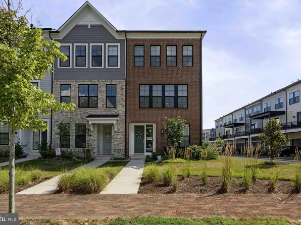 675 Belmont Bay Dr, Woodbridge, VA 22191