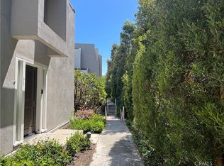 501 Herondo St APT 68, Hermosa Beach, CA 90254