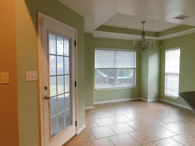3498 Butler Woods Dr — Photo 7
