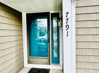 7791 Harbour Isle, Indianapolis, IN 46240