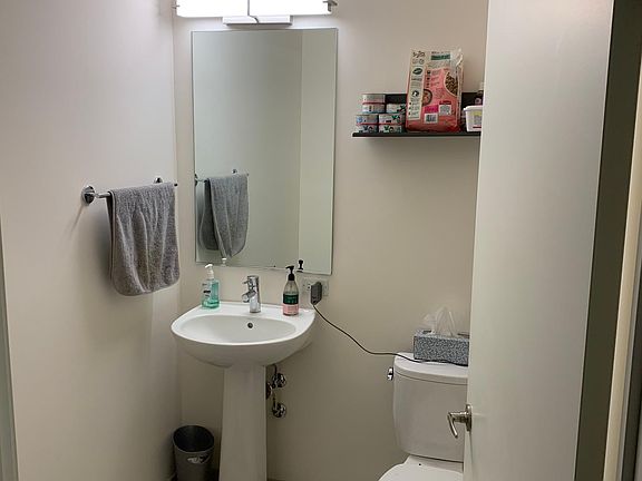 4th image of 1325 S Wabash Ave #511