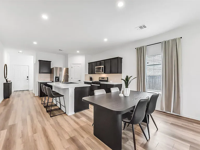 14816 Crimson Peak Ln — Photo 9