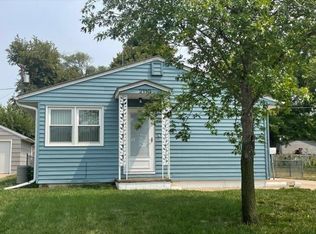 2110 Walnut St, Yankton, SD 57078
