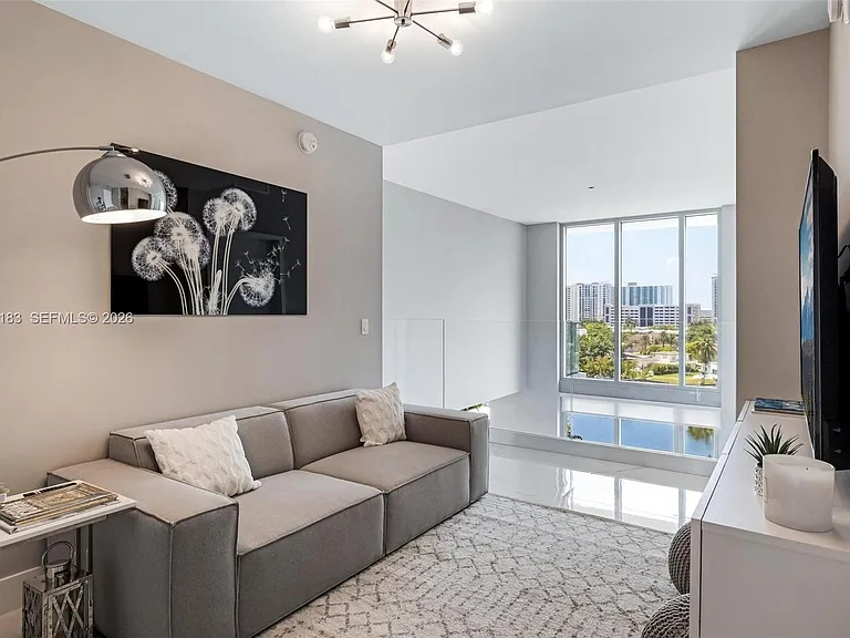 330 Sunny Isles Blvd #5-506 — Photo 32