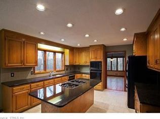 14 N Mountain Rd, Canton, CT 06019