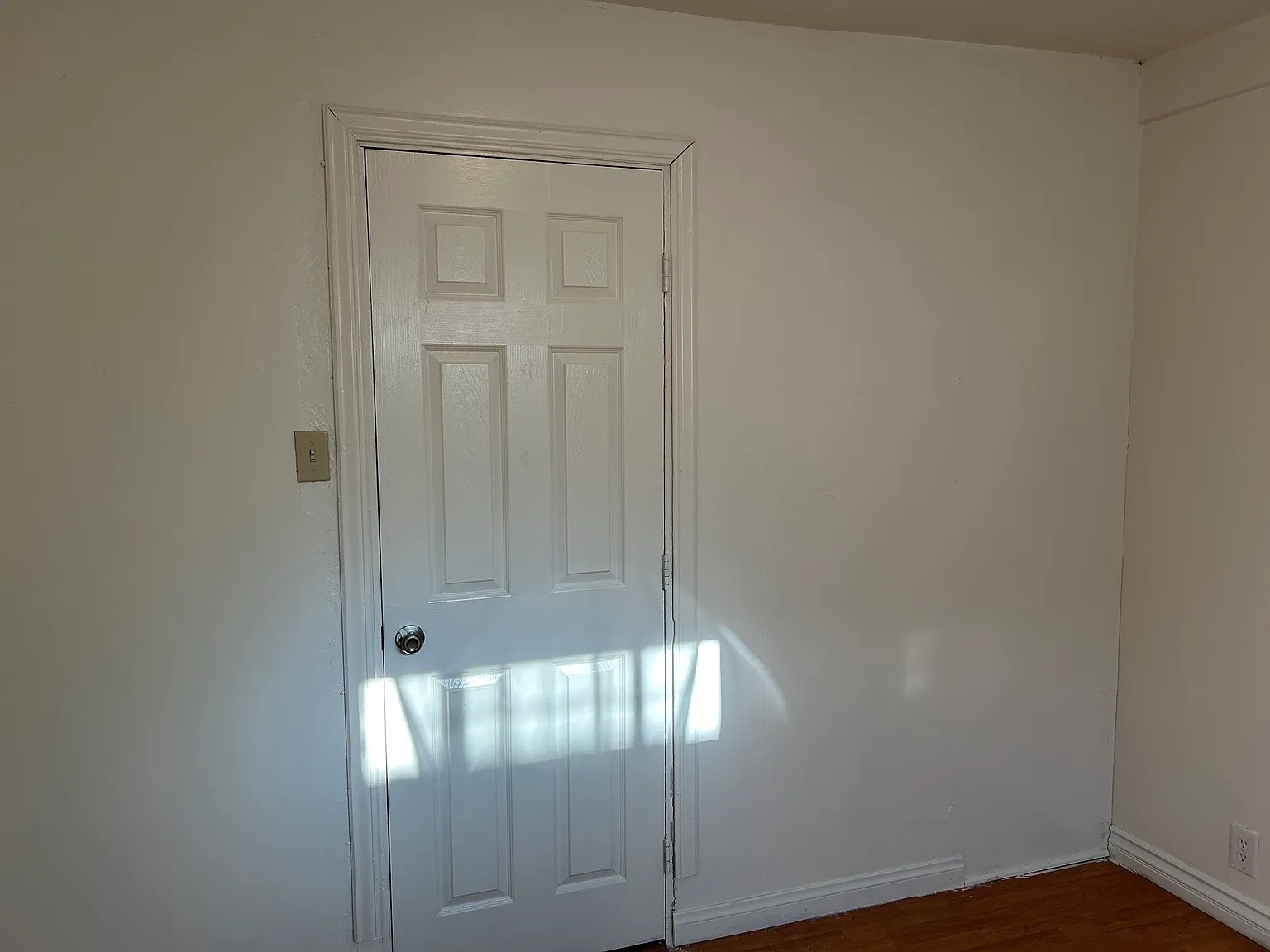 2 bed, 700 sqft, $2,000 — Photo 3