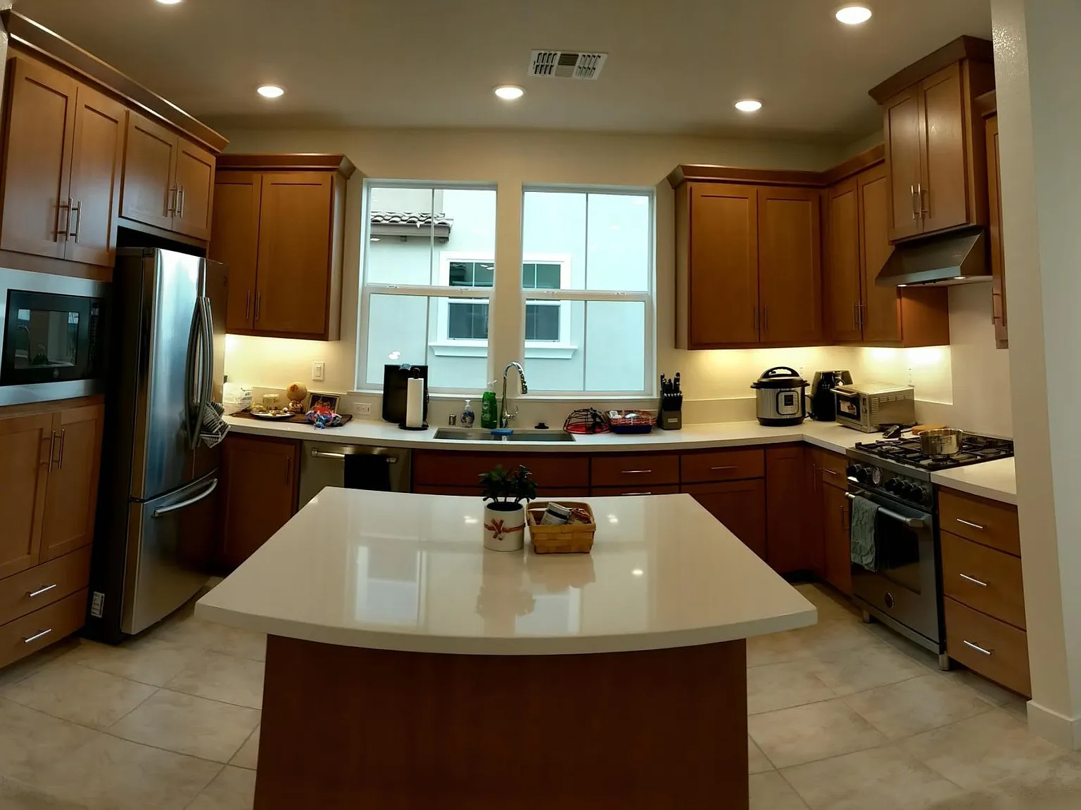 752 Amalfi Loop — Photo 3