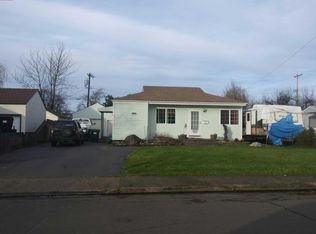 1636 F St, Springfield, OR 97477