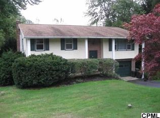 4448 Pasture Dr, Elizabethtown, PA 17022