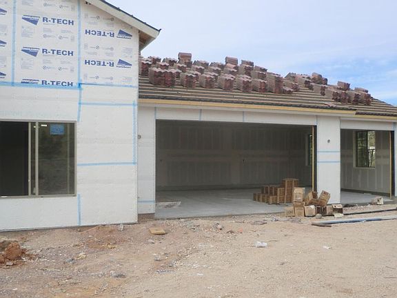 2nd image of 10025 E Lazy Blvd