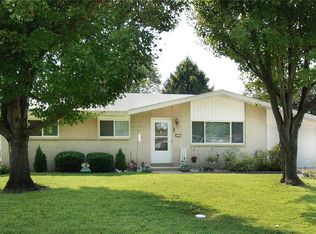 2717 Beloit Dr, Maryland Heights, MO 63043
