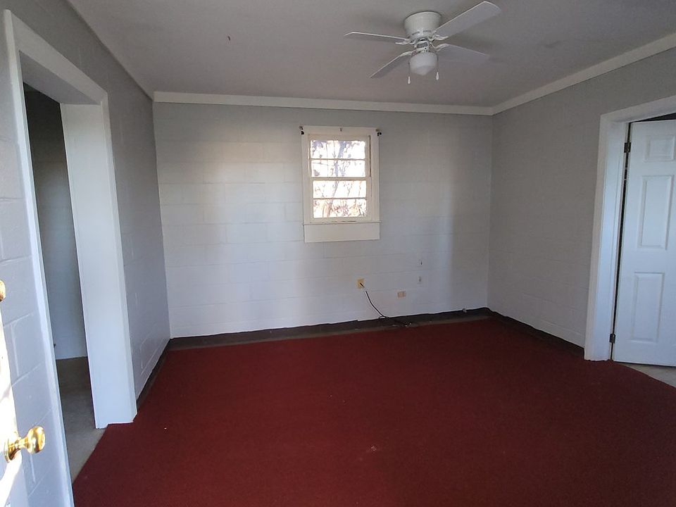 2nd image of 1702 1/2 Elvan Ave