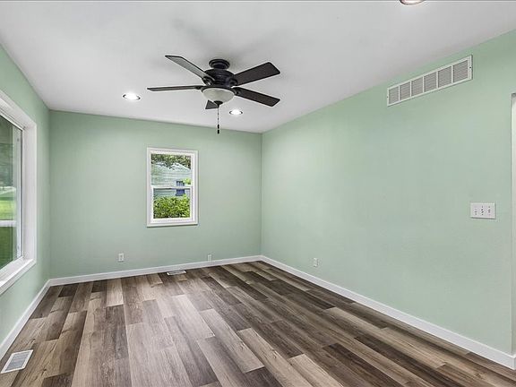 4th image of 1806 28th St