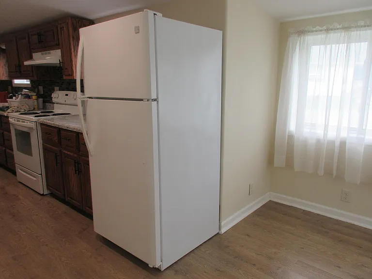 kitchen / dining room