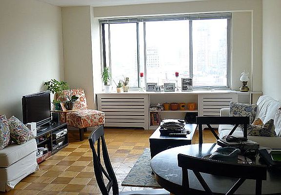4th image of 400 Central Park W APT 16H