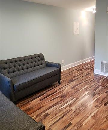 3rd image of 640 Chipley Ave