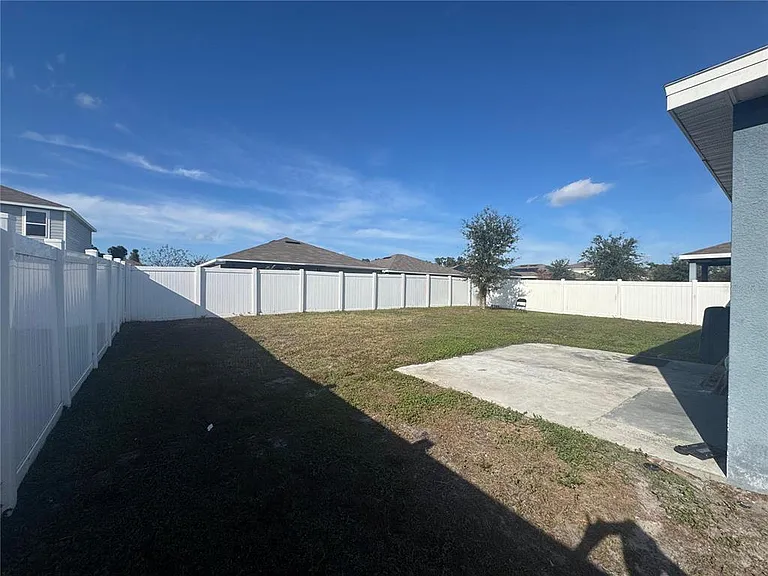 1666 Ambar Ct — Photo 6