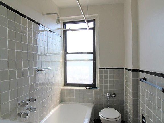 5th image of 125 W Tremont Ave APT 1L