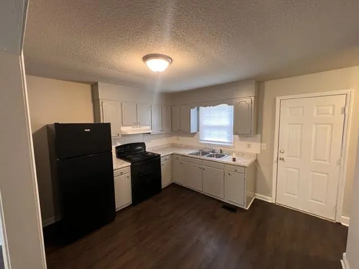 303 Walton Rd #303 — Photo 3