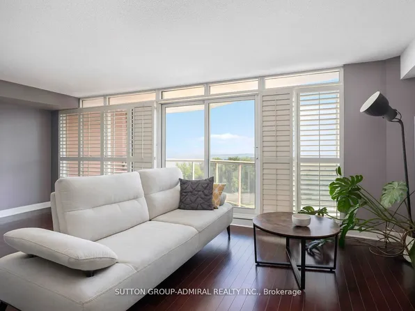 550 Queens Quay W #726, Toronto, ON M5V 3M8
