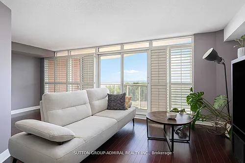 550 Queens Quay W #726 Photo 1 550 Queens Quay W #726 Photo 1