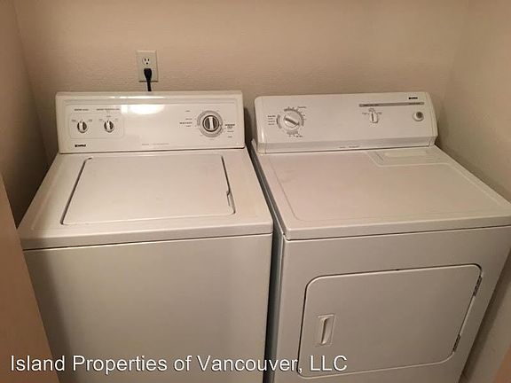 3rd image of 5515 NE 82nd Ave
